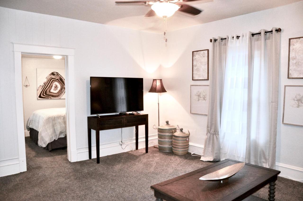 Downtown 1 Bedroom Charmer - Walk, Bike, Enjoy!! Rapid City Extérieur photo
